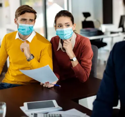 Avoid Fines: Qatar ID Expiry & Renewal Tips for Residents