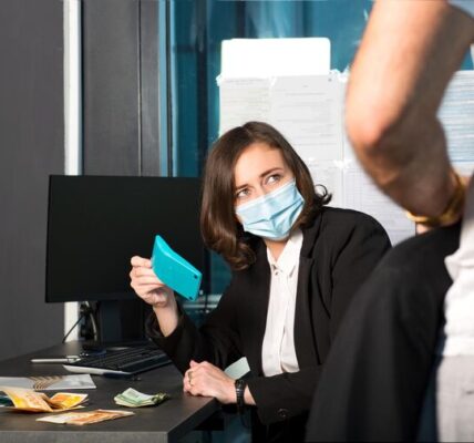 Employer’s Guide Efficient Qatar ID Verification for Staff